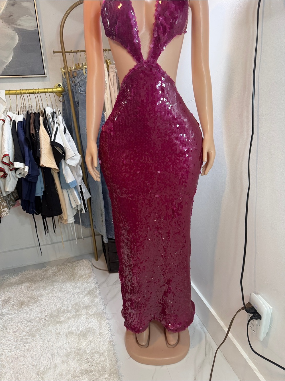 Plunge Sequin Mermaid Dress in Magenta